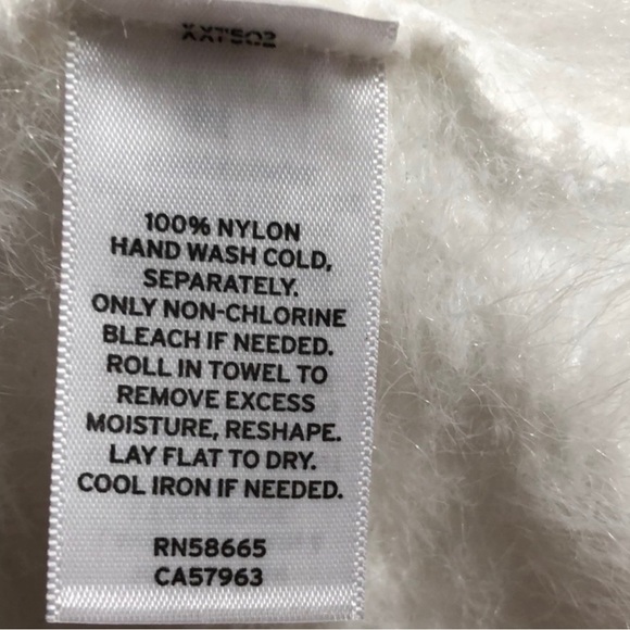 Tucker + Tate Soft Sweater Like New - Picture 5 of 6